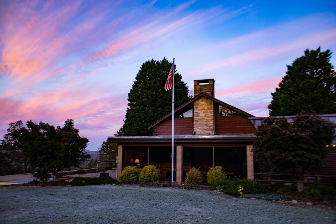 Mountain Top Inn And Resort Warm Springs Exteriér fotografie